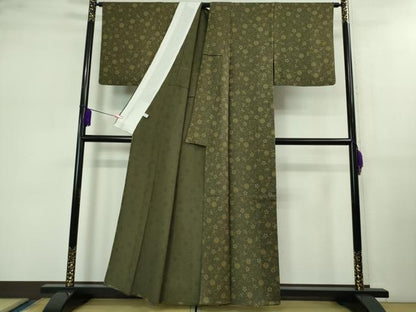 平和屋本店▽極上　キモノデザイナー　斉藤上太郎　小紋　単衣　笹蔓緞子　反端付き　逸品　DZAB0768kh5