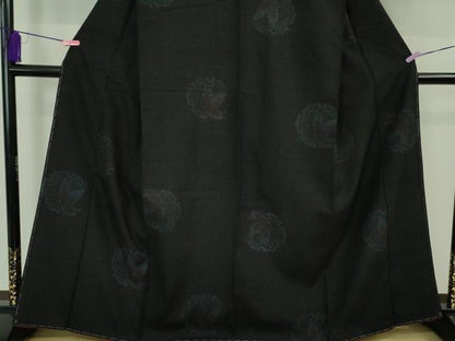 平和屋着物●極上 本場結城紬 重要無形文化財 奥順謹製 80亀甲 飛び亀甲柄 雪輪蝶文 証紙付き 逸品 未使用 DZAB0800kh5
