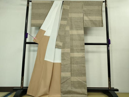 平和屋本店■極上　本場結城紬　重要無形文化財　120亀甲　横段文　逸品　DZAB0805kh5