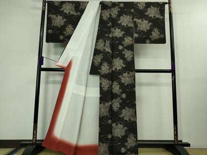 平和屋本店■極上　本場大島紬　割り込み絣　舞蝶花文　黒地　逸品　未使用　DZAB0823kh5