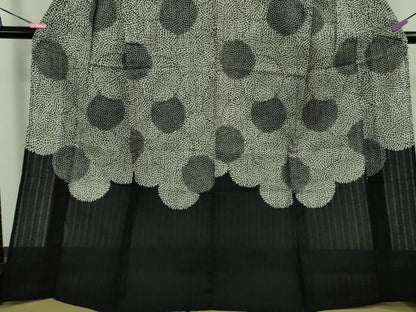 平和屋着物∴極上 夏物 こむさでもーど・COMME CA DU MODE 浴衣 貉菊 黒地 綿 逸品 DZAB0828kh5