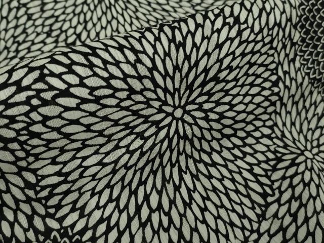 平和屋着物∴極上 夏物 こむさでもーど・COMME CA DU MODE 浴衣 貉菊 黒地 綿 逸品 DZAB0828kh5