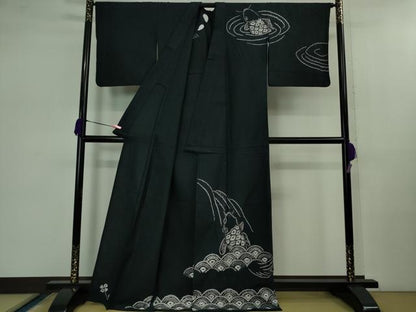 平和屋着物■極上　夏物　浴衣　有松鳴海絞り　鯉の滝登り　黒地　綿　逸品　DZAB0884kh5