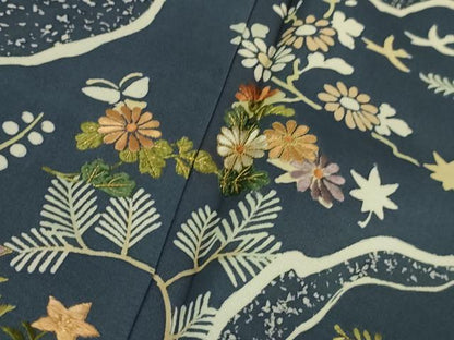 平和屋本店■極上　創業460年・千總　訪問着　刺繍　道長草花文　薄花色地　金糸　逸品　未使用　DZAB0888kh5