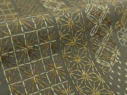 平和屋本店■極上　紬　刺し子　総刺繍　名物裂花間道　煤色地　逸品　DZAB1107kh5