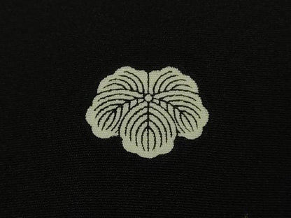 平和屋本店■極上　創業460年・千總　黒留袖　駒刺繍　宝尽くし　立波松文　金彩　高島屋扱い　逸品　DZAB1143kh5