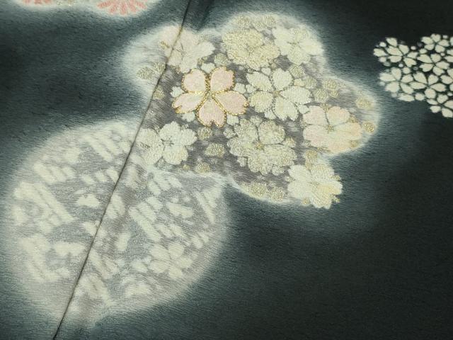平和屋着物●極上 十日町 名門 滝泰謹製 訪問着 相良刺繍 駒刺繍 舞花文 黒地 暈し染め 金銀糸 逸品 未使用 DZAB1144kh5