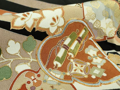 平和屋本店■極上　創業460年・千總　黒留袖　駒刺繍　鬘帯桐花文　金彩　逸品　DZAB1173kh5