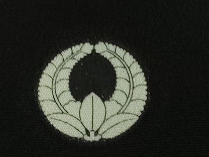 平和屋本店■極上　創業460年・千總　黒留袖　駒刺繍　鬘帯桐花文　金彩　逸品　DZAB1173kh5