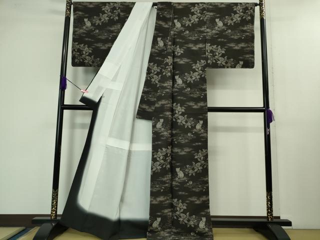 平和屋本店■極上 白泥染の第一人者・絣の魔術師 恵積五郎 本場大島紬 恵大島織物謹製 猫 さが美扱い 反端付き 逸品 未使用　DZAB1306kh5