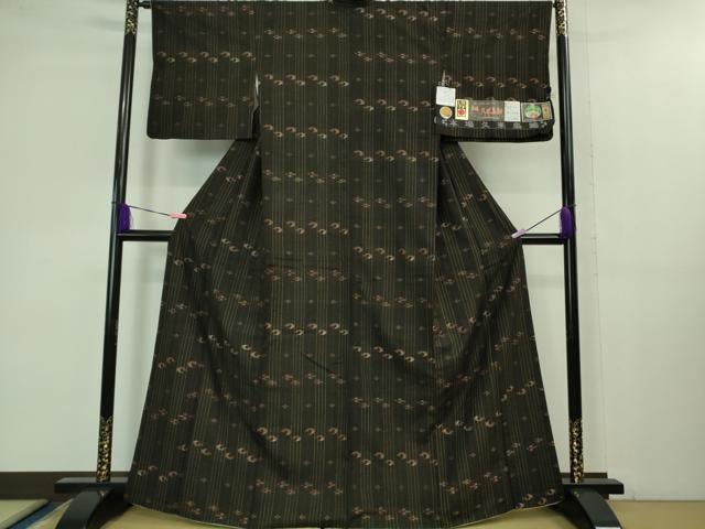 平和屋本店■極上　国指定重要無形文化財　本場久米島紬　神谷ミネ作　手織　草木染　泥染　証紙付き　逸品　DZAB1335kh5