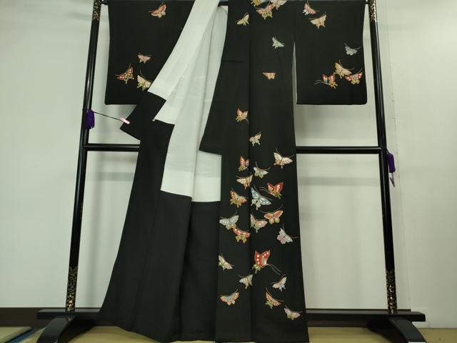 平和屋本店■極上　訪問着　舞蝶文　黒地　金彩　鬼しぼ縮緬　高島屋扱い　逸品　DZAB1362kh5