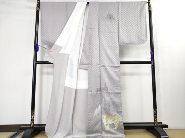 平和屋本店●極上　訪問着　手描き　チーター　城　スパンコール　藤色地　銀彩　逸品　未使用　DZAB1417kh5