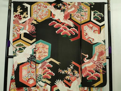 平和屋本店●極上　アンティーク　大正ロマン　振袖　駒刺繍　飛鶴亀甲吉祥花文　黒地　金彩　逸品　DZAB1609kh5