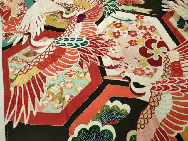 平和屋本店●極上　アンティーク　大正ロマン　振袖　駒刺繍　飛鶴亀甲吉祥花文　黒地　金彩　逸品　DZAB1609kh5