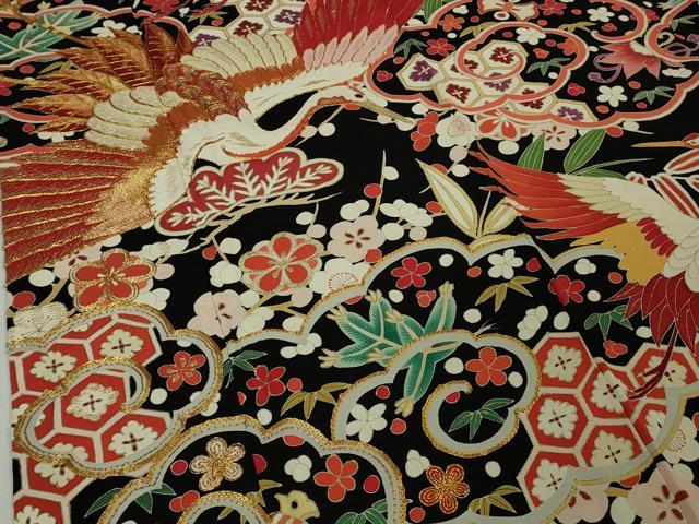 平和屋本店●極上 アンティーク 大正ロマン 振袖 駒刺繍 雲取り飛鶴吉祥花文 黒地 金彩 逸品 DZAB1615kh5