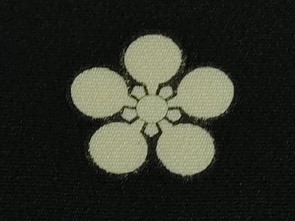 平和屋本店●極上　創業460年・千總　黒留袖　駒刺繍　宝尽くし　飛鶴吉祥花文　高島屋扱い　逸品　DZAB1621kh6