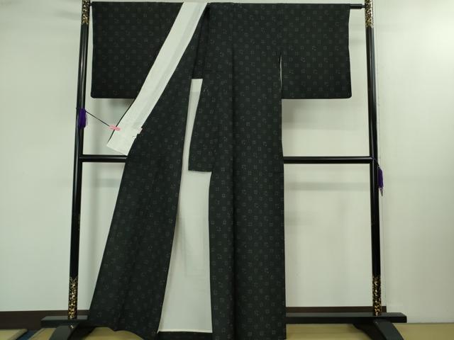 平和屋本店▽極上　青山みとも　本場結城縮　単衣　丸文　黒地　逸品　DZAB1740kh6