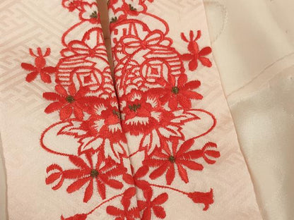 平和屋本店[]極上　七五三　女の子　7歳　祝着・襦袢(無双仕立て・半衿刺繍)セット　駒刺繍　花毬文　金彩　逸品　DZAB1864kh6