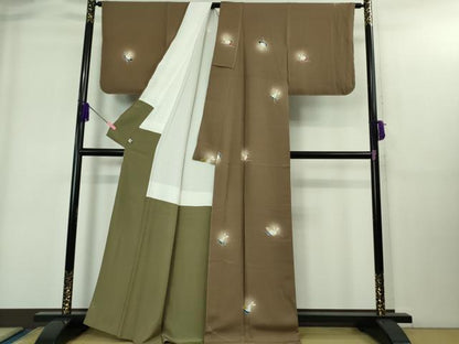 平和屋着物●極上　小紋　兎　うさぎ　一寸法師　蛍暈し　銀煤竹色地　逸品　未使用　DZAB1918kh6