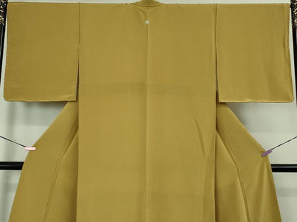 平和屋着物●極上　色無地　黄朽葉色　鬼しぼ縮緬　逸品　未使用　DZAB1955kh6