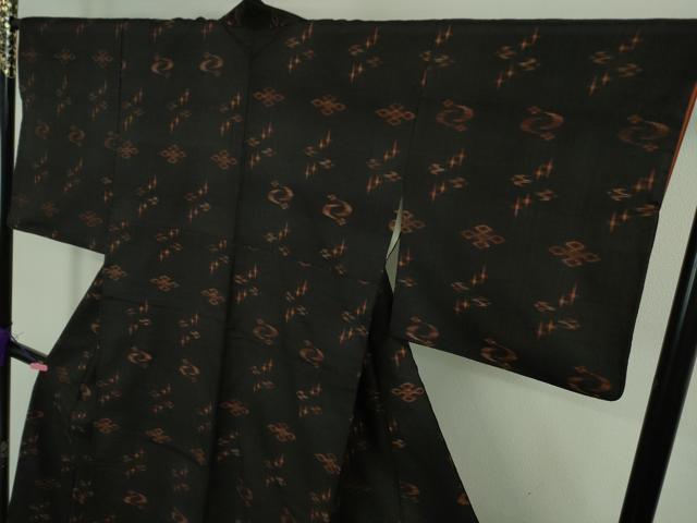 平和屋着物●極上　国指定重要無形文化財　本場久米島紬　手織　銀座世きね　逸品　DZAB1959kh6