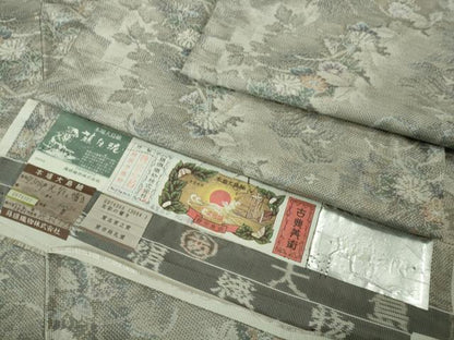 平和屋着物●極上　都喜ヱ門　本場大島紬　白大島　藤白泥　光彩の響き　藤絹織物謹製　やまと誂製　証紙付き　逸品　未使用　DZAB1965kh6