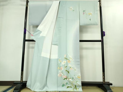 平和屋着物●極上　訪問着　南天草花文　月白色地　暈し染め　金彩　逸品　DZAB1978kh6