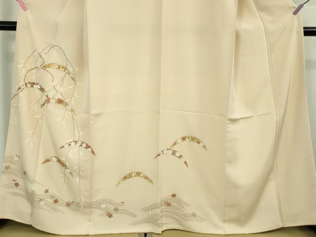 平和屋本店●極上　銀座ちた和　訪問着　駒刺繍　雪芝花文　肌色地　金彩　伊と幸　たとう紙・反端付き　逸品　DZAB1979kh6