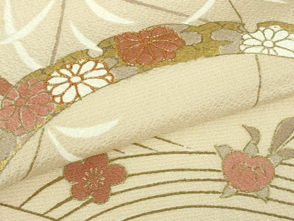 平和屋本店●極上　銀座ちた和　訪問着　駒刺繍　雪芝花文　肌色地　金彩　伊と幸　たとう紙・反端付き　逸品　DZAB1979kh6
