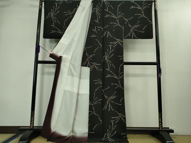 平和屋着物●極上　小紋　松葉　黒地　金彩　逸品　DZAB1981kh6