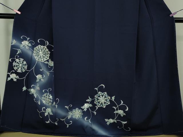 平和屋本店●極上　訪問着　佐賀錦　刺繍　花唐草文　紺青色地　暈し染め　銀糸　逸品　未使用　DZAB2103kh6