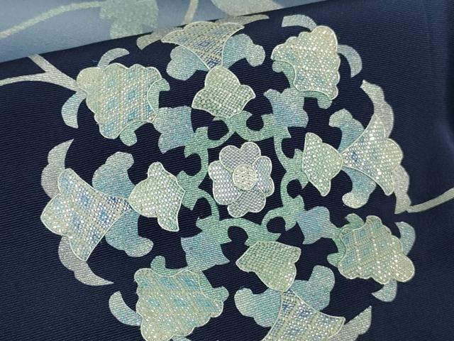 平和屋本店●極上　訪問着　佐賀錦　刺繍　花唐草文　紺青色地　暈し染め　銀糸　逸品　未使用　DZAB2103kh6