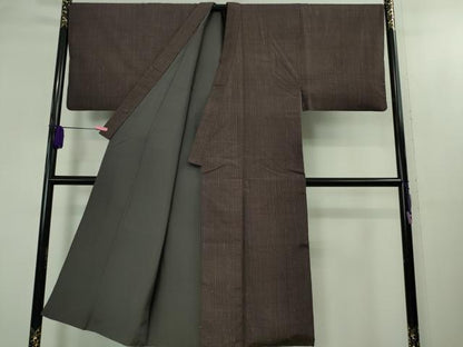 平和屋着物●極上　男性　結城紬　井上商事謹製　縞　常陸彩　えんじ　証紙付き　逸品　未使用　DZAB2118kh6