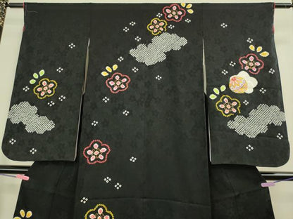 平和屋本店[]極上　七五三　女の子　7歳　祝着・襦袢セット　駒刺繍　絞り　花毬文　黒地　金彩　逸品　新品　DZAB2188kh6