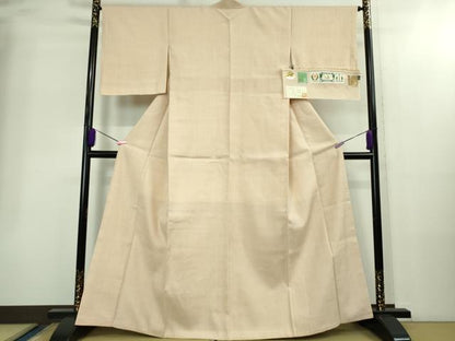 平和屋本店●極上　本場結城紬　重要無形文化財　井上商事謹製　色無地　薄い水柿色　証紙付き　逸品　DZAB2230kh6