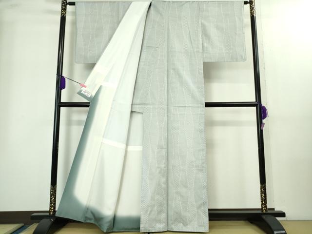 平和屋本店●極上 本場大島紬 白大島 9マルキ 伝統工芸士 意匠:丸野勝寛 染色:白井清道 丸宮織物謹製 やまと誂製 証紙付 逸品 DZAB2260kh6