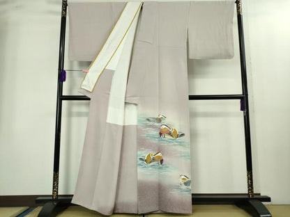平和屋本店●極上　人間国宝・羽田登喜男　色留袖　鴛鴦6羽　白藤色地　暈し染め　金銀彩　逸品　DZAB2294kh6