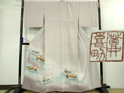 平和屋本店●極上　人間国宝・羽田登喜男　色留袖　鴛鴦6羽　白藤色地　暈し染め　金銀彩　逸品　DZAB2294kh6