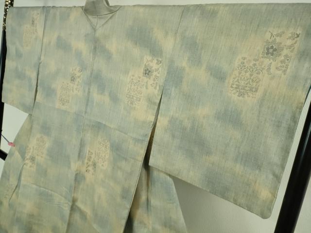 平和屋本店●極上　本場結城紬　重要無形文化財　100亀甲　飛び亀甲柄　井上商事謹製　色紙花文　証紙・証明書付き　逸品　DZAB2408kh6