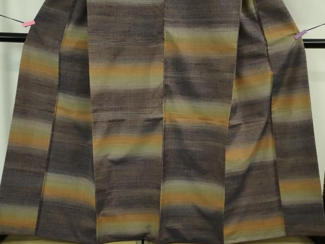 平和屋本店○極上 郡上紬 草木染 横段文 反端付き 逸品 DZAB2418kh6
