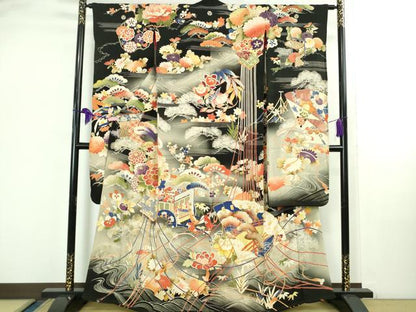 平和屋着物●極上　アンティーク　大正ロマン　振袖　駒刺繍　御所車　花薬玉　黒地　暈し染め　金彩　逸品　DZAB2484kh6