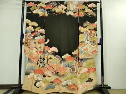 平和屋着物●極上　アンティーク　大正ロマン　振袖　駒刺繍　御所車松文　黒地　暈し染め　金糸　逸品　DZAB2485kh6