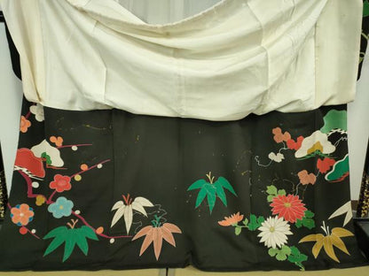 平和屋着物●極上　アンティーク　大正ロマン　振袖　駒刺繍　松笹花文　黒地　逸品　DZAB2491kh6