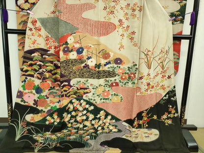 平和屋着物●極上　アンティーク　大正ロマン　振袖　刺繍　吉祥花文　黒地　金彩　逸品　DZAB2492kh6