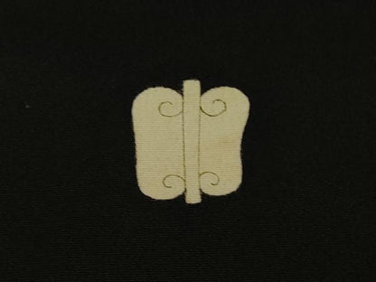 平和屋着物●極上　アンティーク　大正ロマン　振袖　刺繍　吉祥花文　黒地　金彩　逸品　DZAB2492kh6