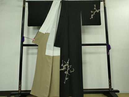 平和屋本店●極上　本加賀友禅作家　由水煌人　訪問着　ろうけつ染め　枝花文　黒地　逸品　DZAB2499kh6