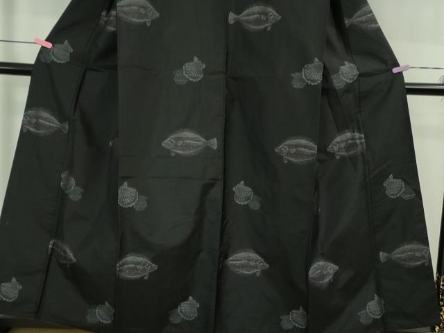 平和屋着物●極上　本場大島紬　地空　魚　貝殻　黒地　さが美扱い　逸品　DZAB2520kh6