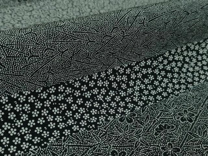 平和屋着物●極上　伝統工芸士　保科土山　江戸小紋　松竹梅入り横段　黒×白　反端付き　逸品　未使用　DZAB2530kh6