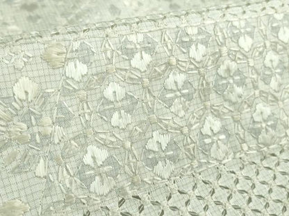 平和屋本店●極上　本場大島紬　白大島　訪問着　総刺繍　横段花菱文　逸品　DZAB2541kh6
